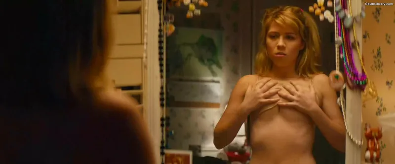 Jennette McCurdy photo 15 of 261