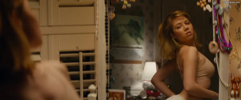 Jennette McCurdy photo 13 of 261