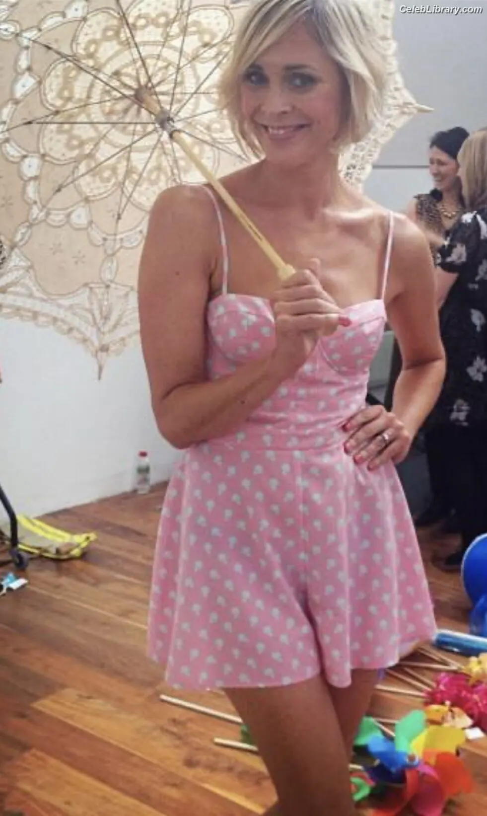 Jenni Falconer photo 9 of 193