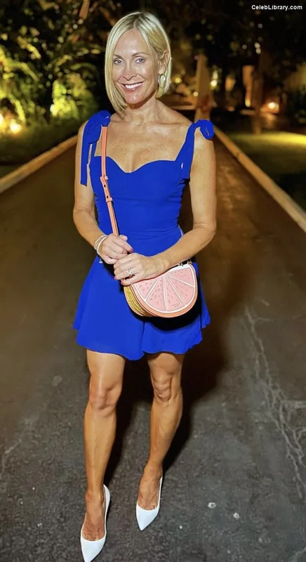 Jenni Falconer photo 15 of 194