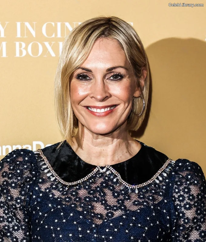Jenni Falconer photo 1 of 194