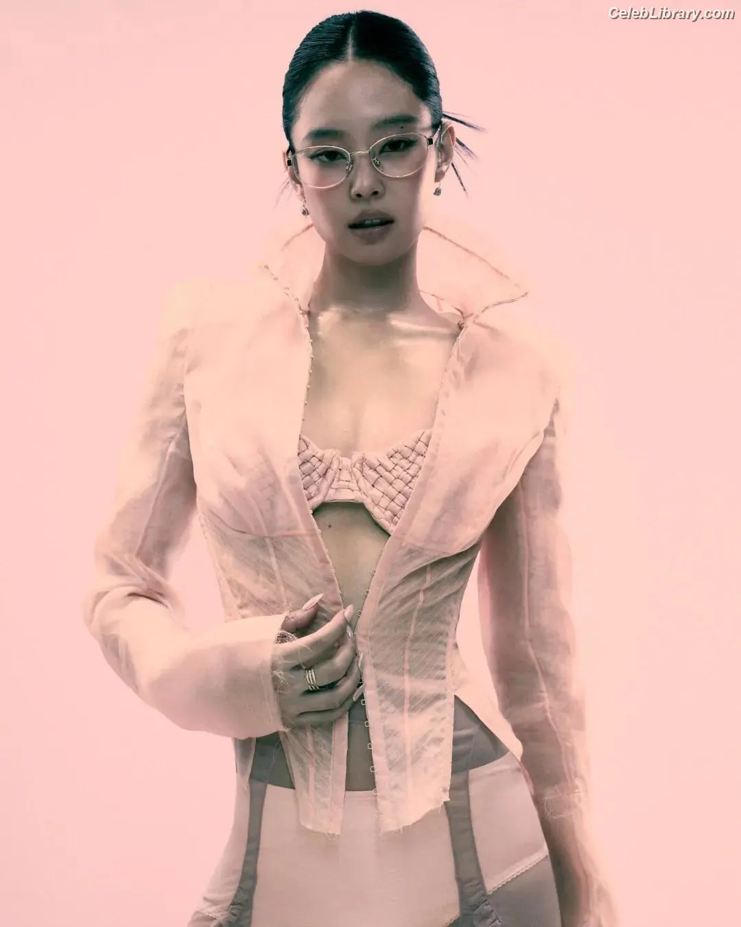 Jennie BLΛƆKPIИK (Blackpink) photo 1 of 3641