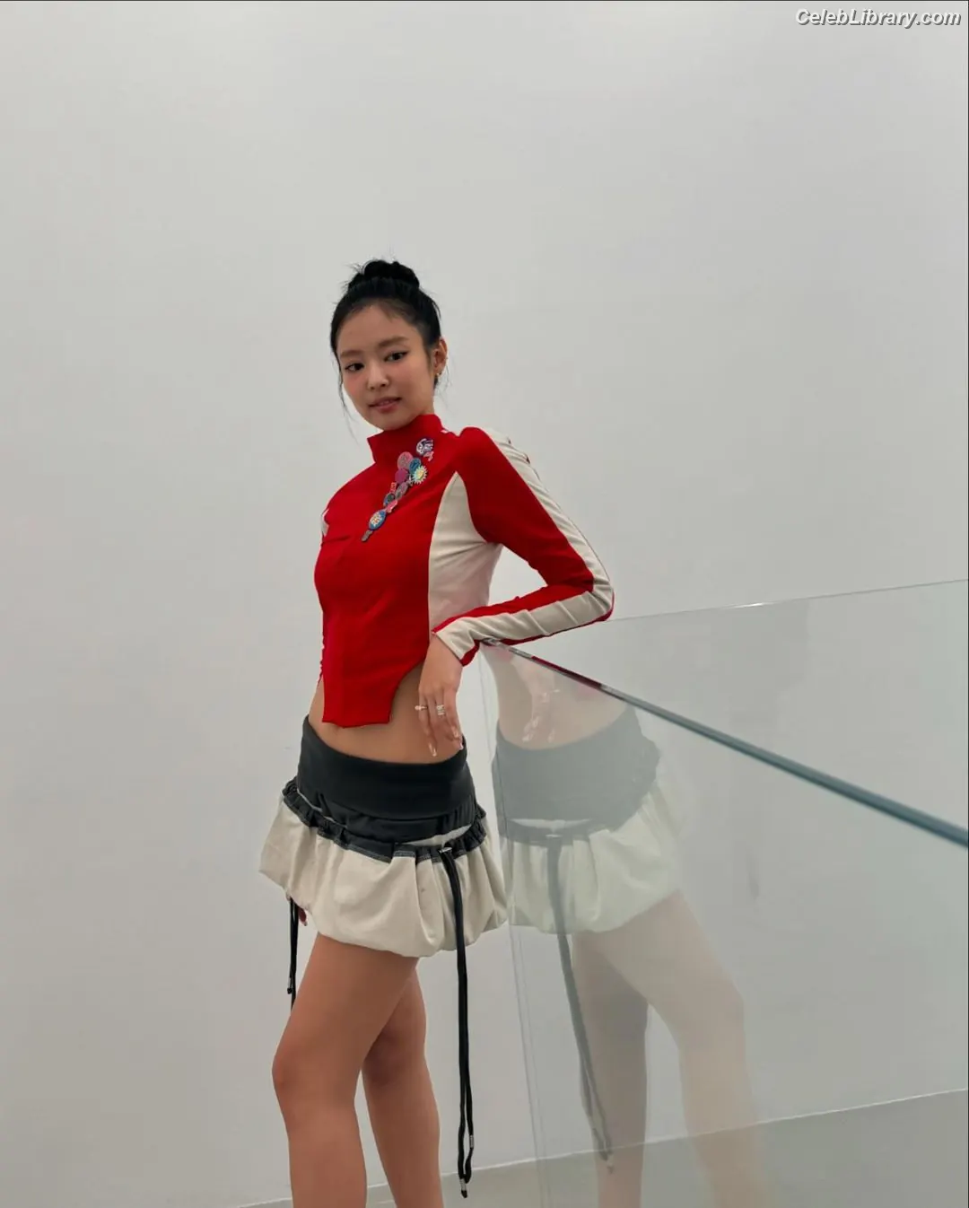 Jennie  BLΛƆKPIИK (Blackpink) photo 2 of 3641