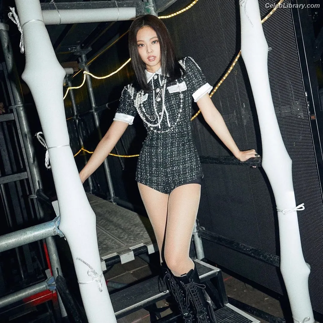 Jennie  BLΛƆKPIИK (Blackpink) photo 19 of 3641