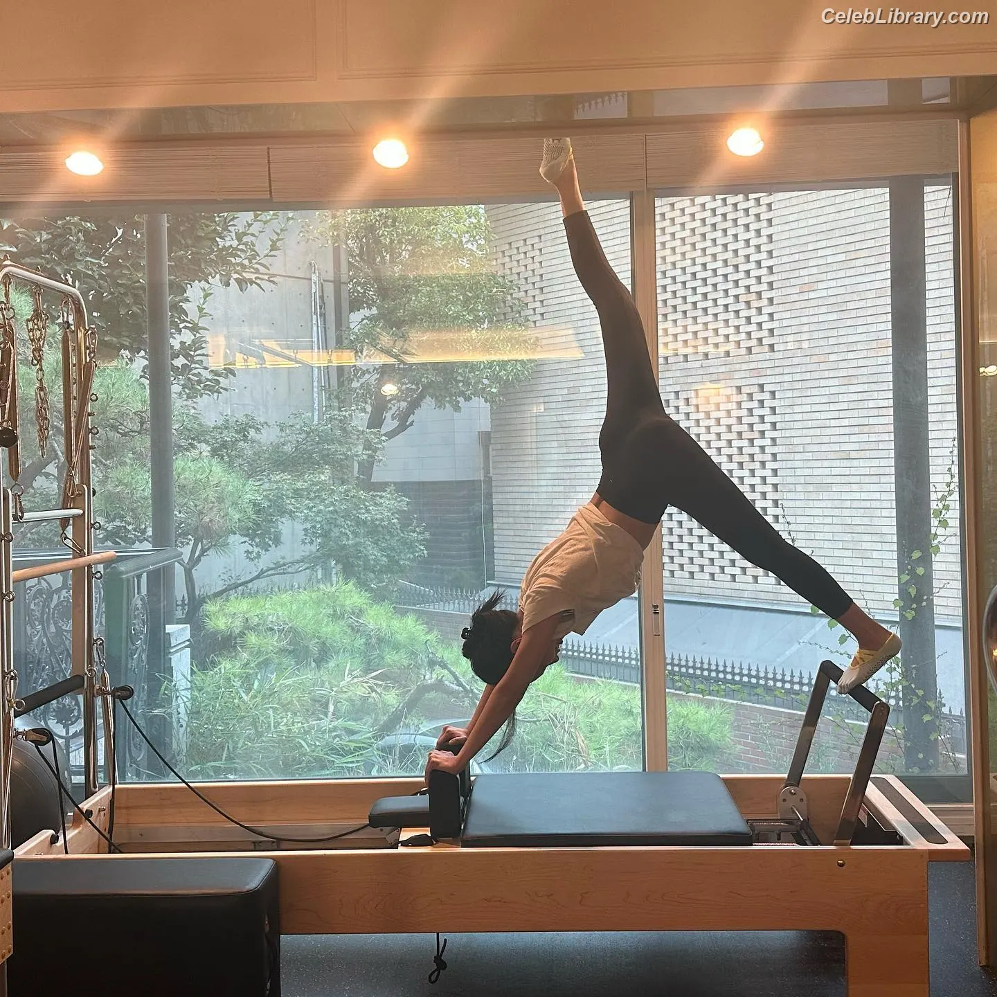Jennie  BLΛƆKPIИK (Blackpink) photo 4 of 3641