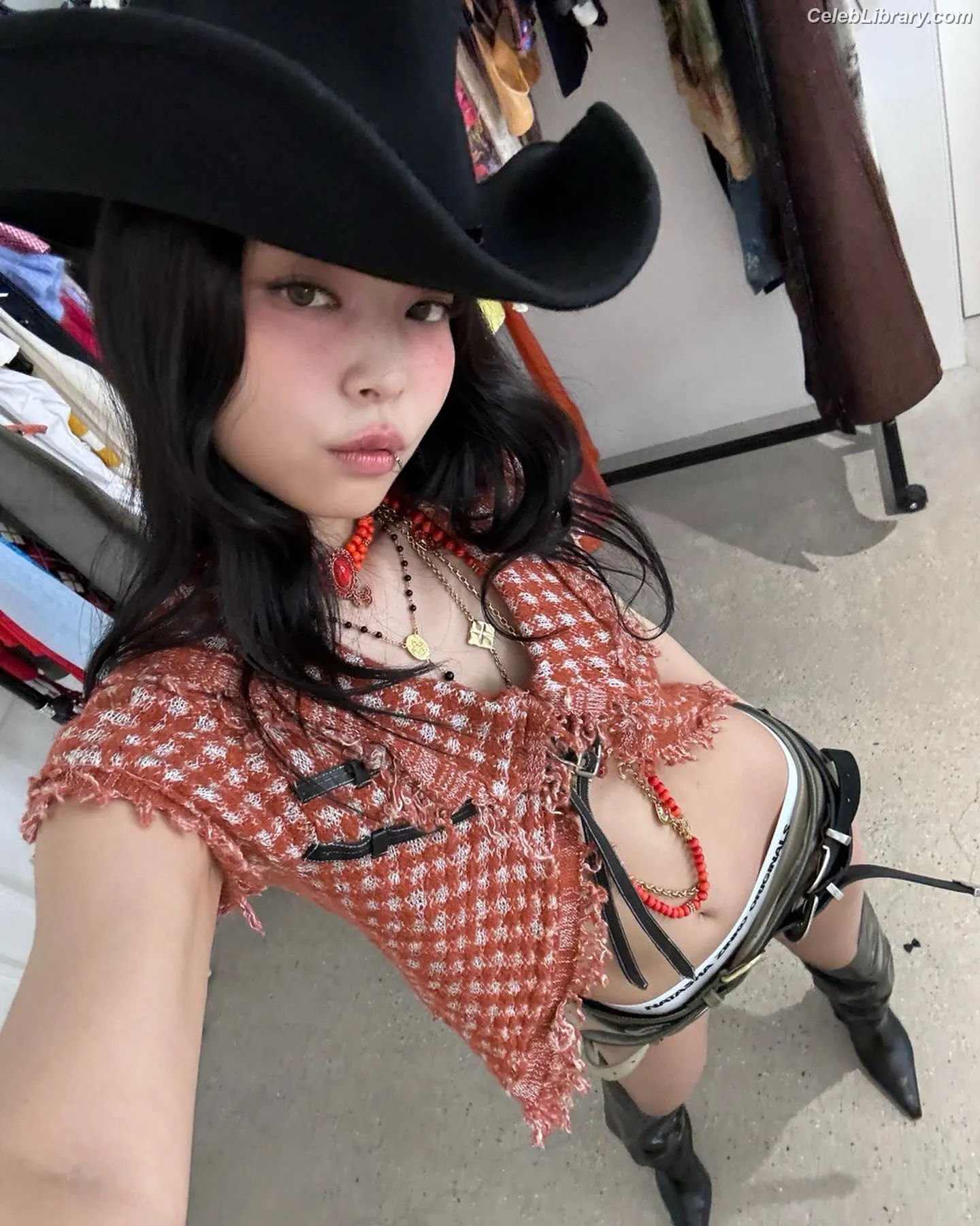 Jennie  BLΛƆKPIИK (Blackpink) photo 8 of 3641
