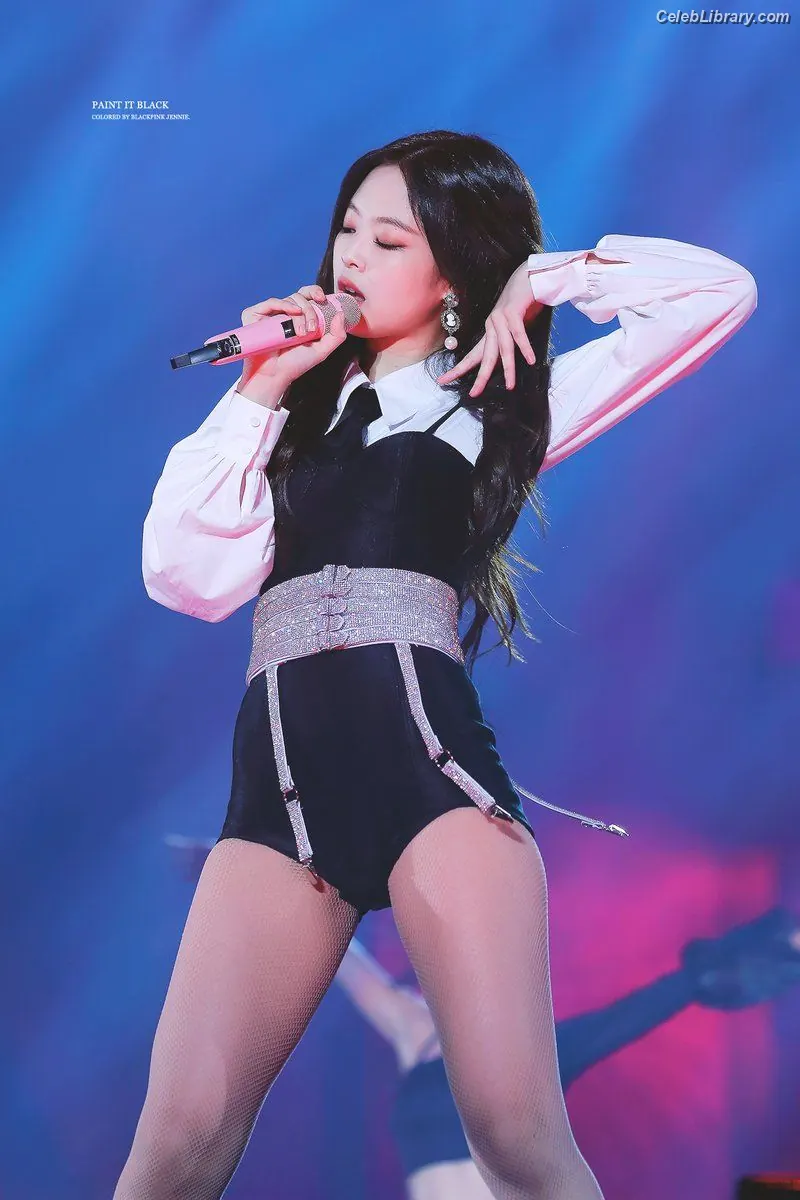 Jennie  BLΛƆKPIИK (Blackpink) photo 2 of 3641