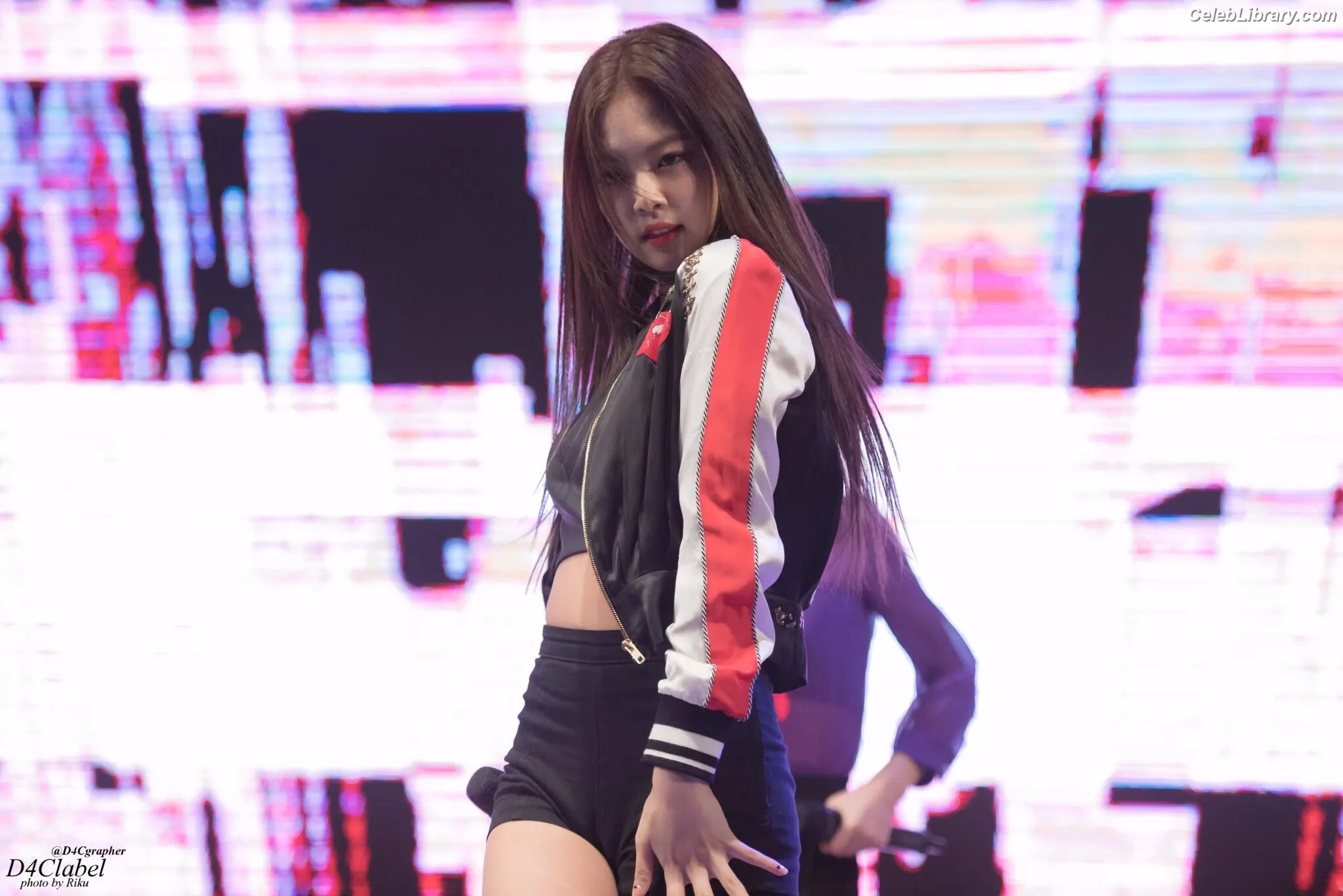 Jennie  BLΛƆKPIИK (Blackpink) photo 11 of 3641