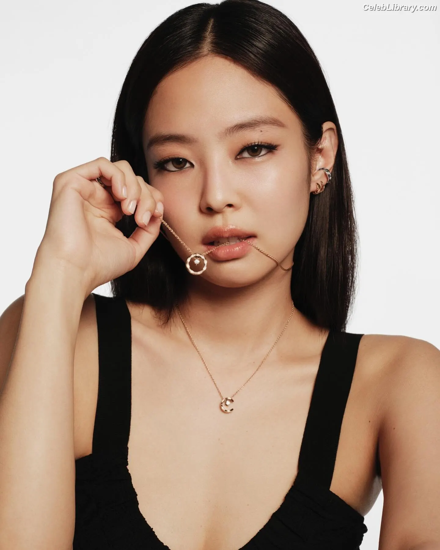Jennie  BLΛƆKPIИK (Blackpink) photo 21 of 3641