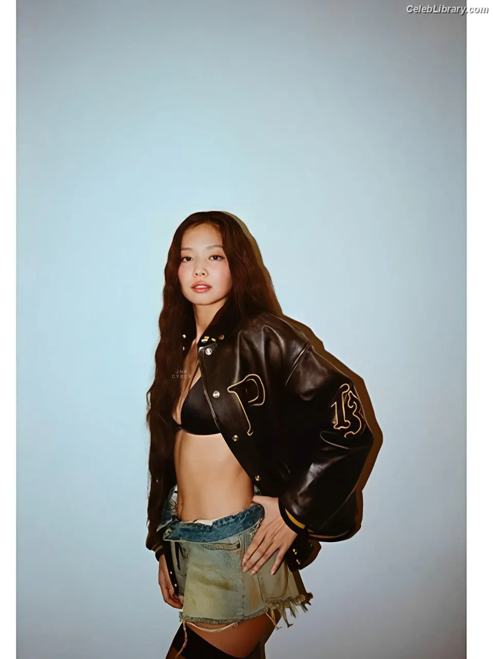 Jennie  BLΛƆKPIИK (Blackpink) photo 1 of 3641