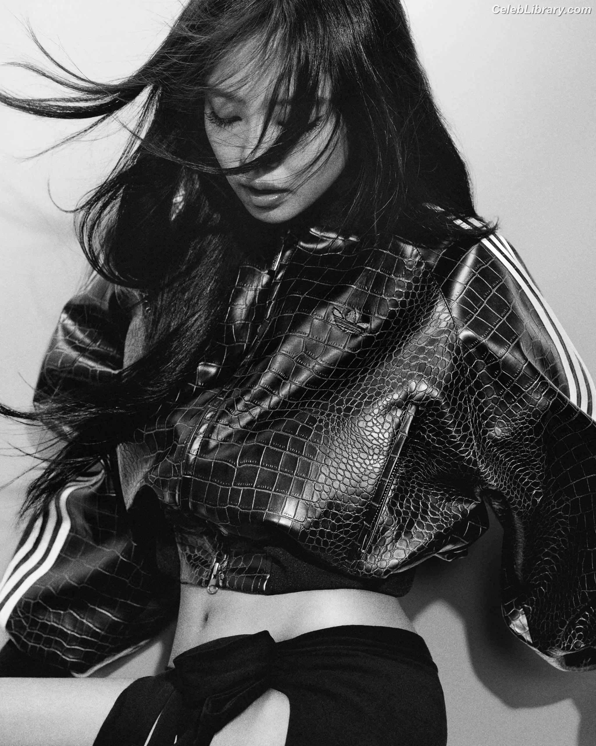 Jennie  BLΛƆKPIИK (Blackpink) photo 11 of 3641