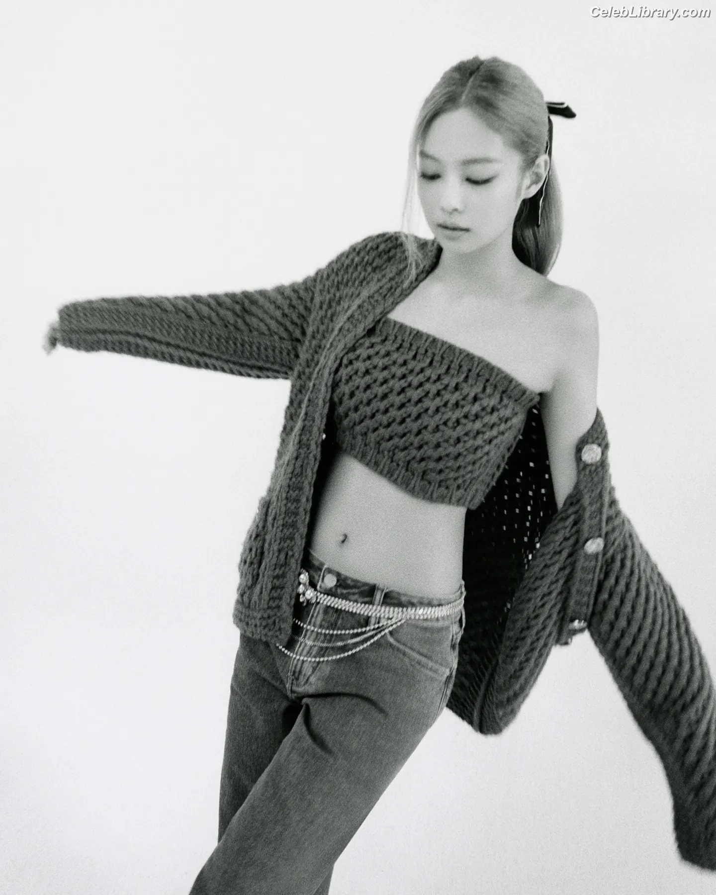 Jennie  BLΛƆKPIИK (Blackpink) photo 1 of 3641
