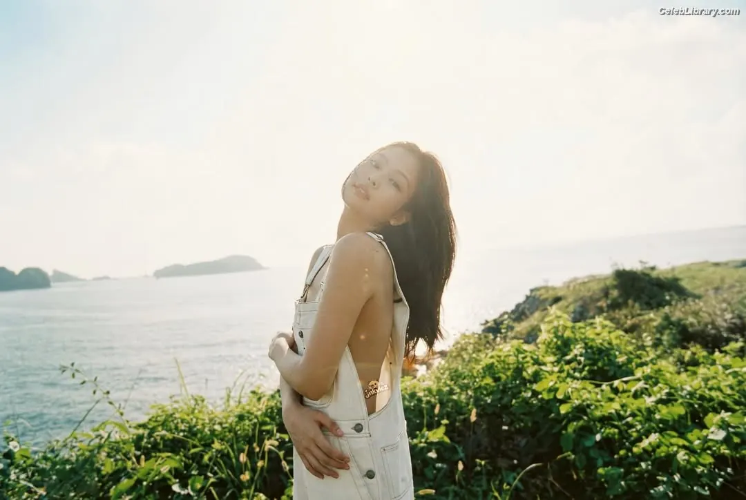 Jennie  BLΛƆKPIИK (Blackpink) photo 1 of 3641