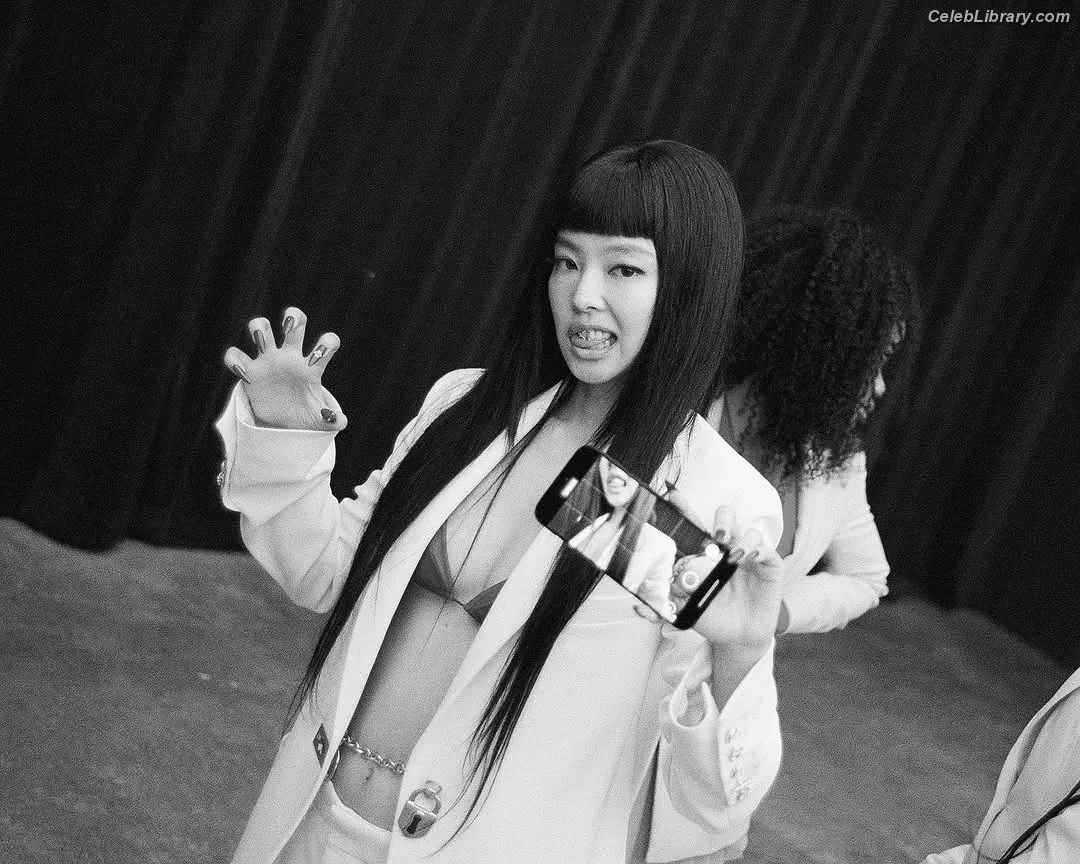 Jennie  BLΛƆKPIИK (Blackpink) photo 8 of 3641