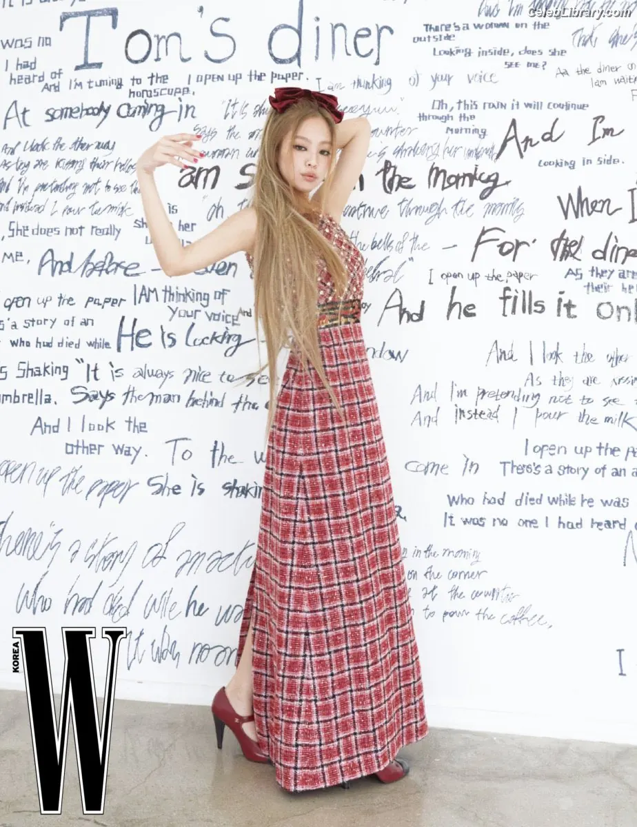 Jennie  BLΛƆKPIИK (Blackpink) photo 20 of 3641