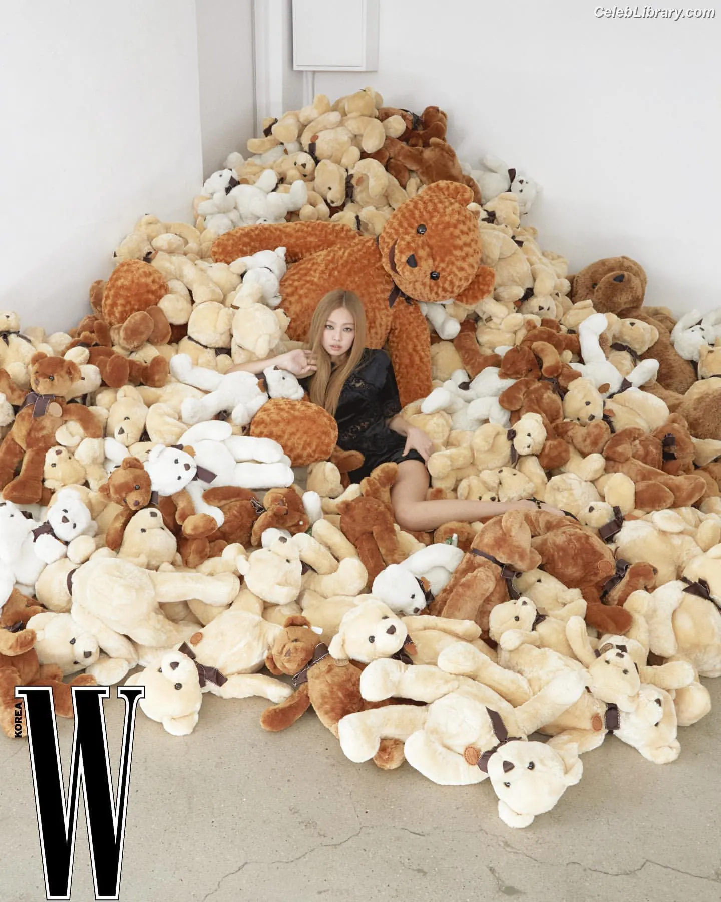 Jennie  BLΛƆKPIИK (Blackpink) photo 6 of 3641