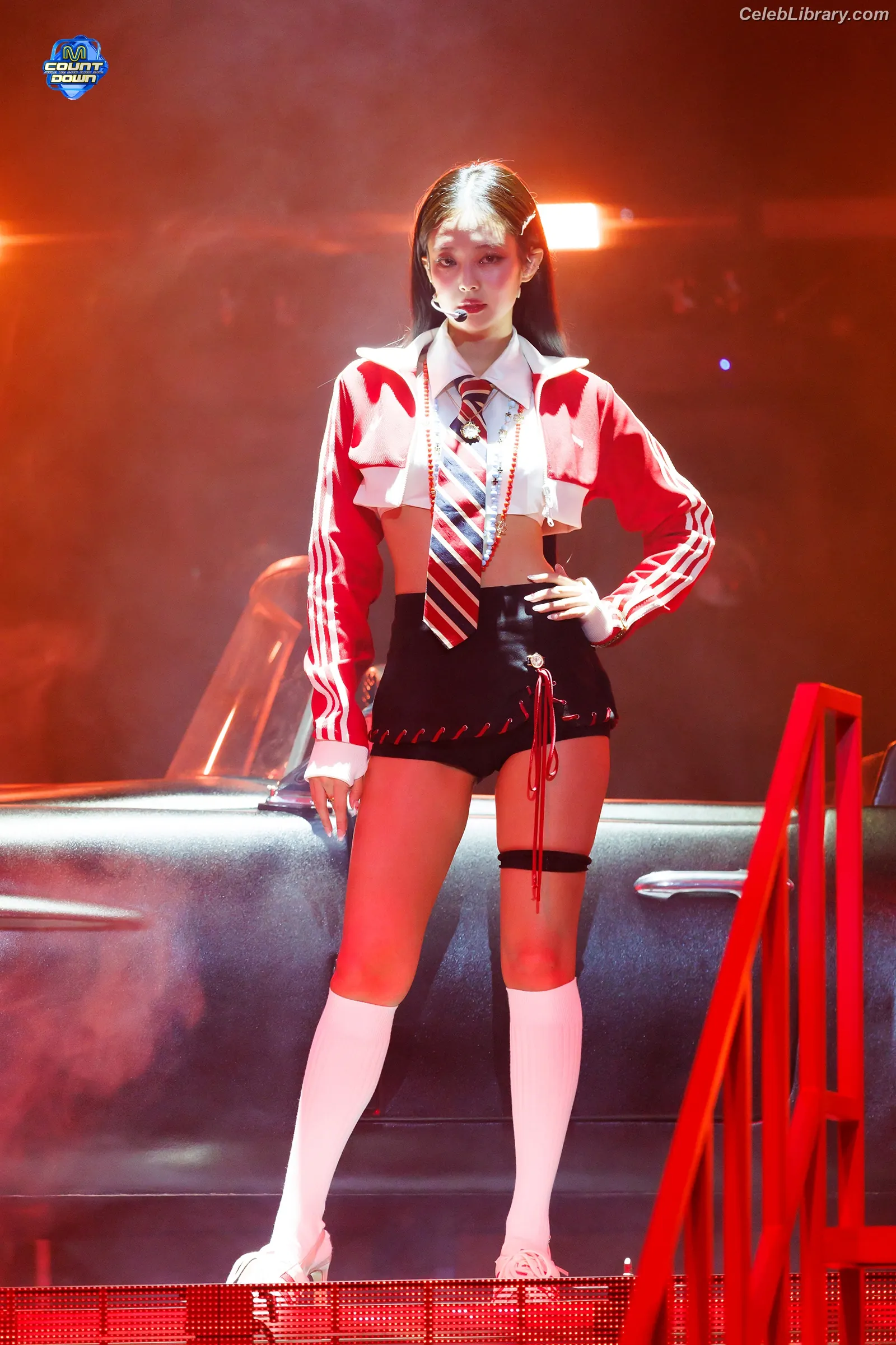 Jennie  BLΛƆKPIИK (Blackpink) photo 3 of 3641