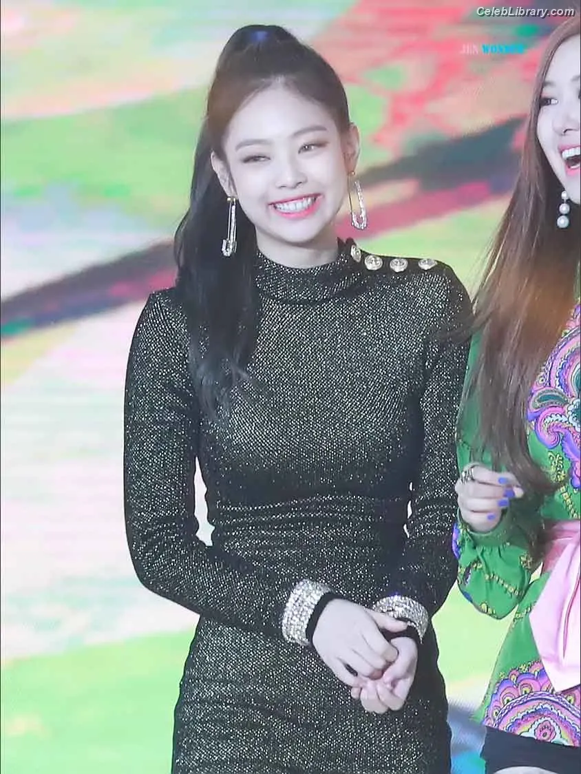 Jennie BLΛƆKPIИK (Blackpink) photo 12 of 3641