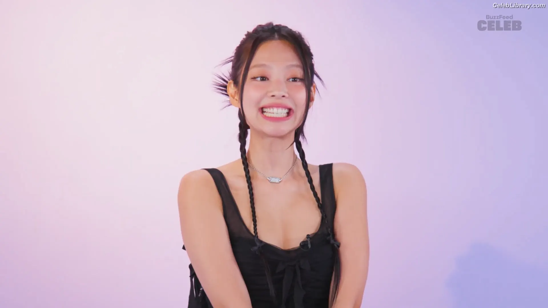 Jennie  BLΛƆKPIИK (Blackpink) photo 16 of 3641