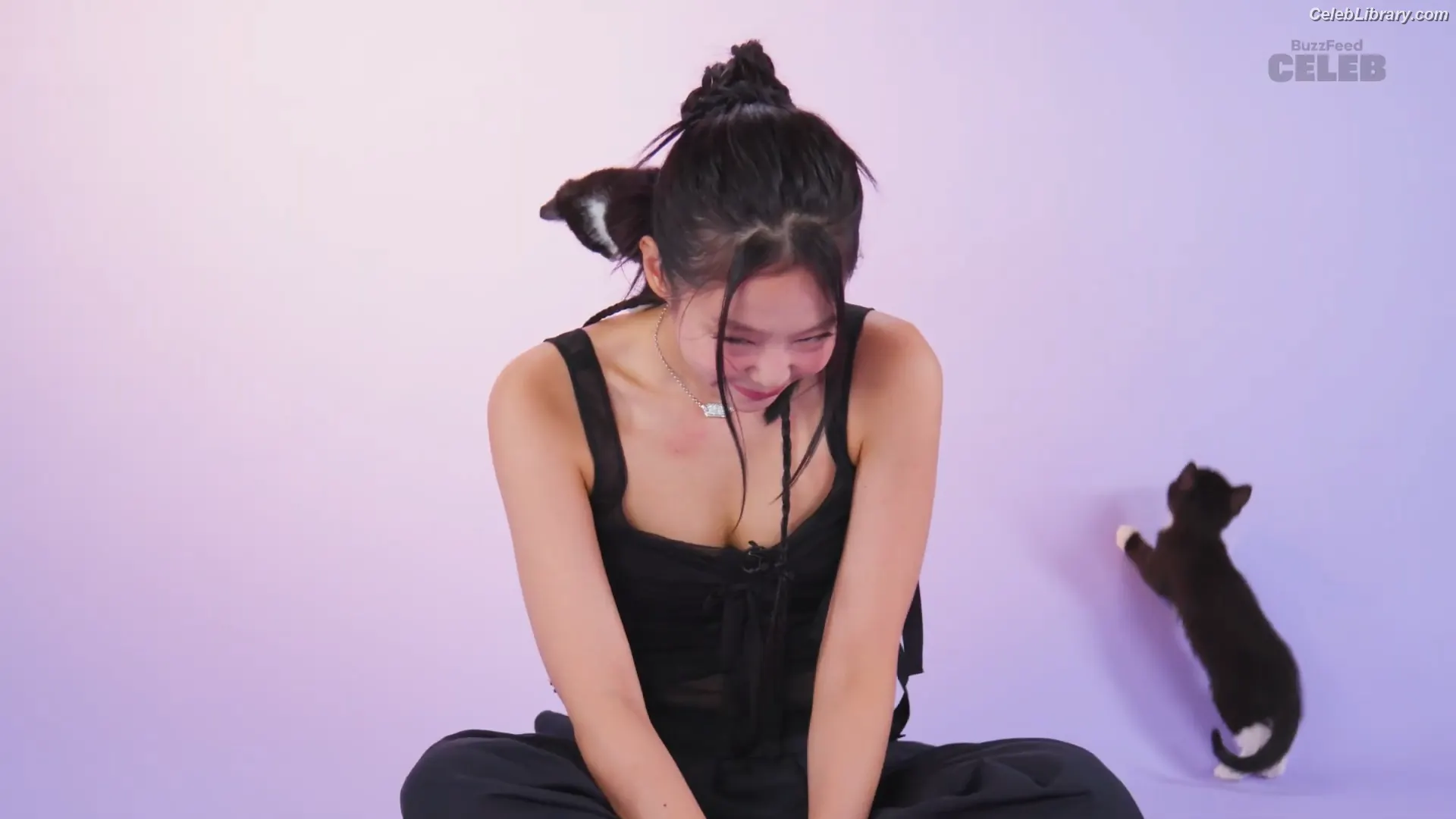 Jennie  BLΛƆKPIИK (Blackpink) photo 4 of 3641