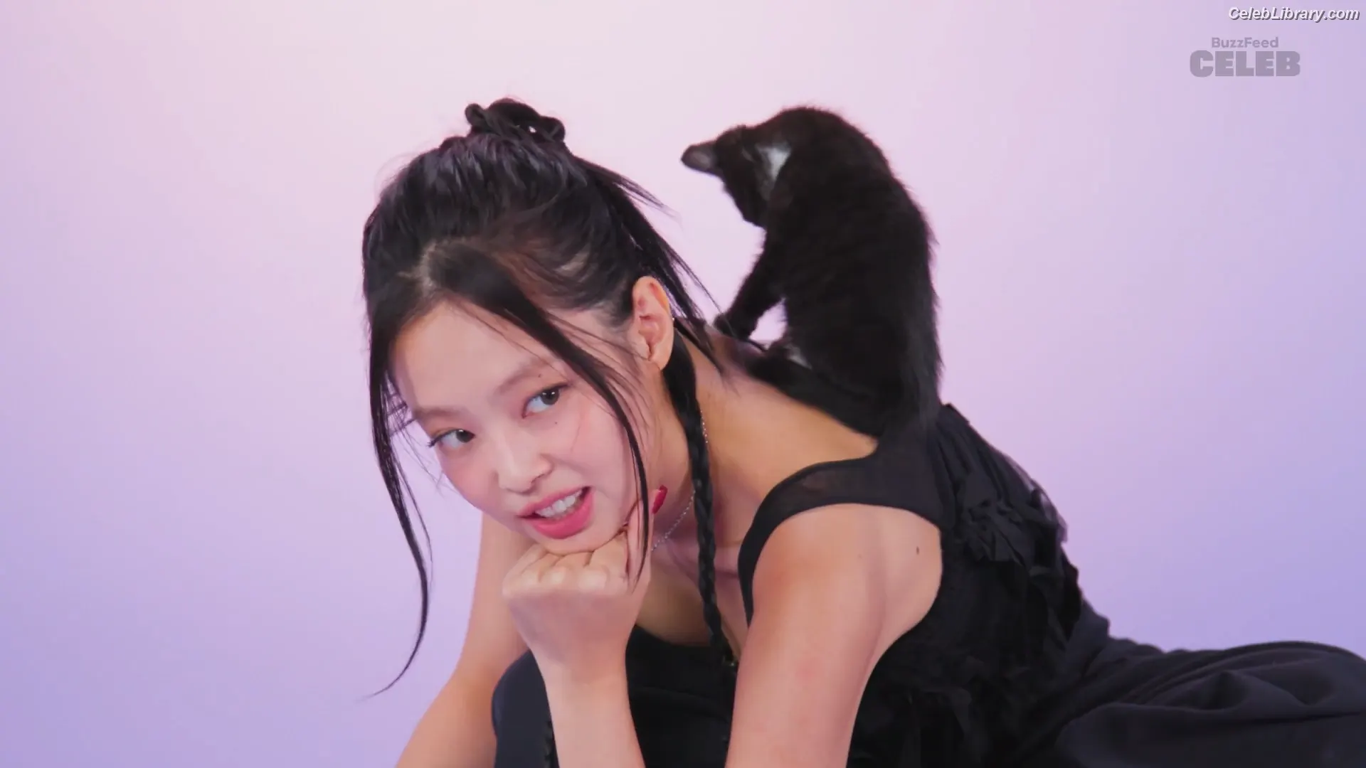 Jennie  BLΛƆKPIИK (Blackpink) photo 12 of 3641