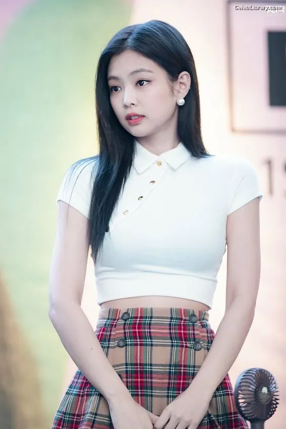 Jennie BLΛƆKPIИK (Blackpink) photo 8 of 3641