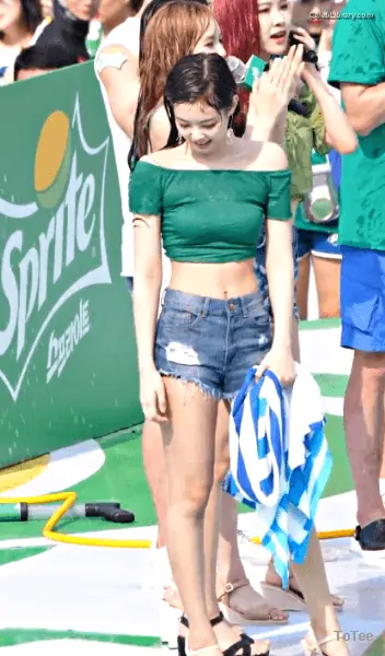 Jennie BLΛƆKPIИK (Blackpink) photo 19 of 3641
