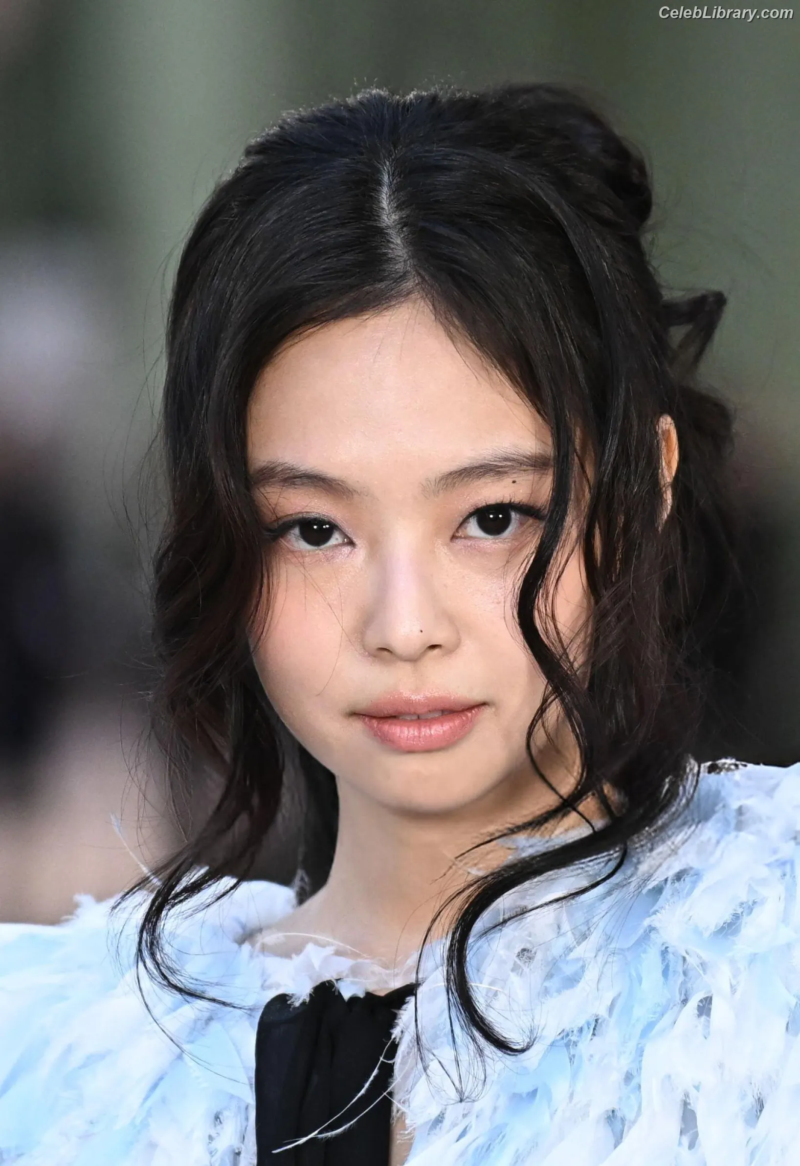 Jennie  BLΛƆKPIИK (Blackpink) photo 2 of 3641