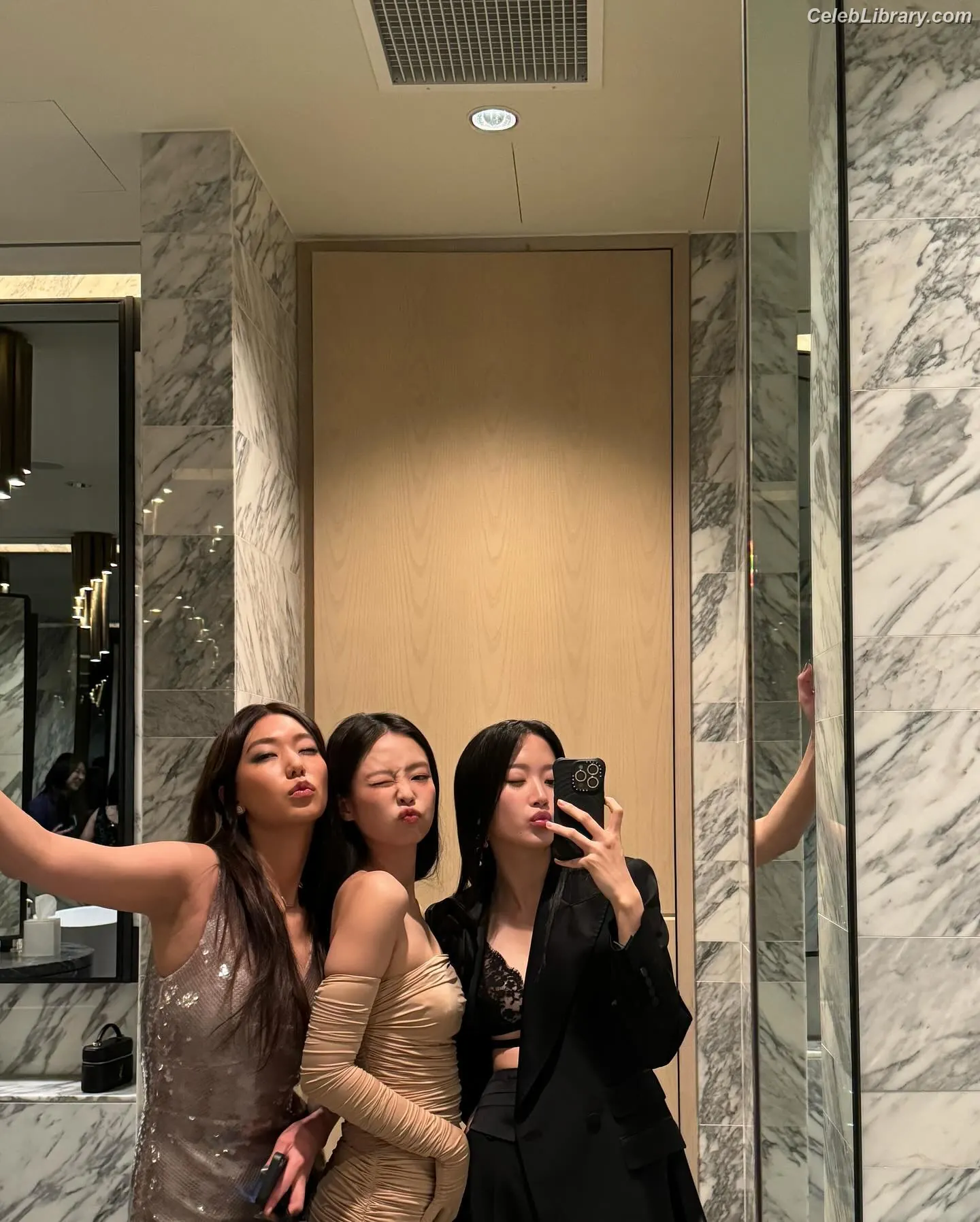 Jennie  BLΛƆKPIИK (Blackpink) photo 13 of 3641