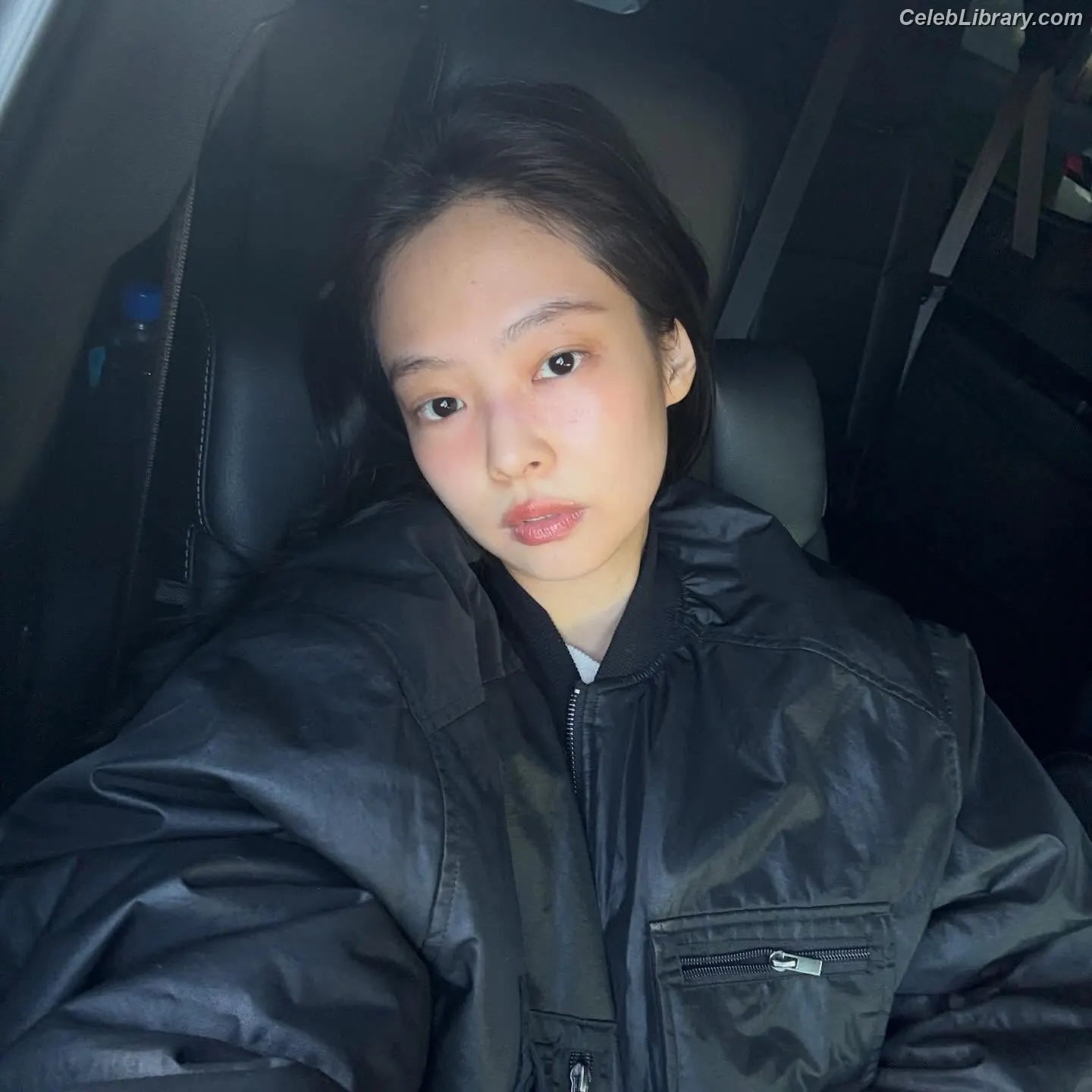 Jennie  BLΛƆKPIИK (Blackpink) photo 1 of 3641