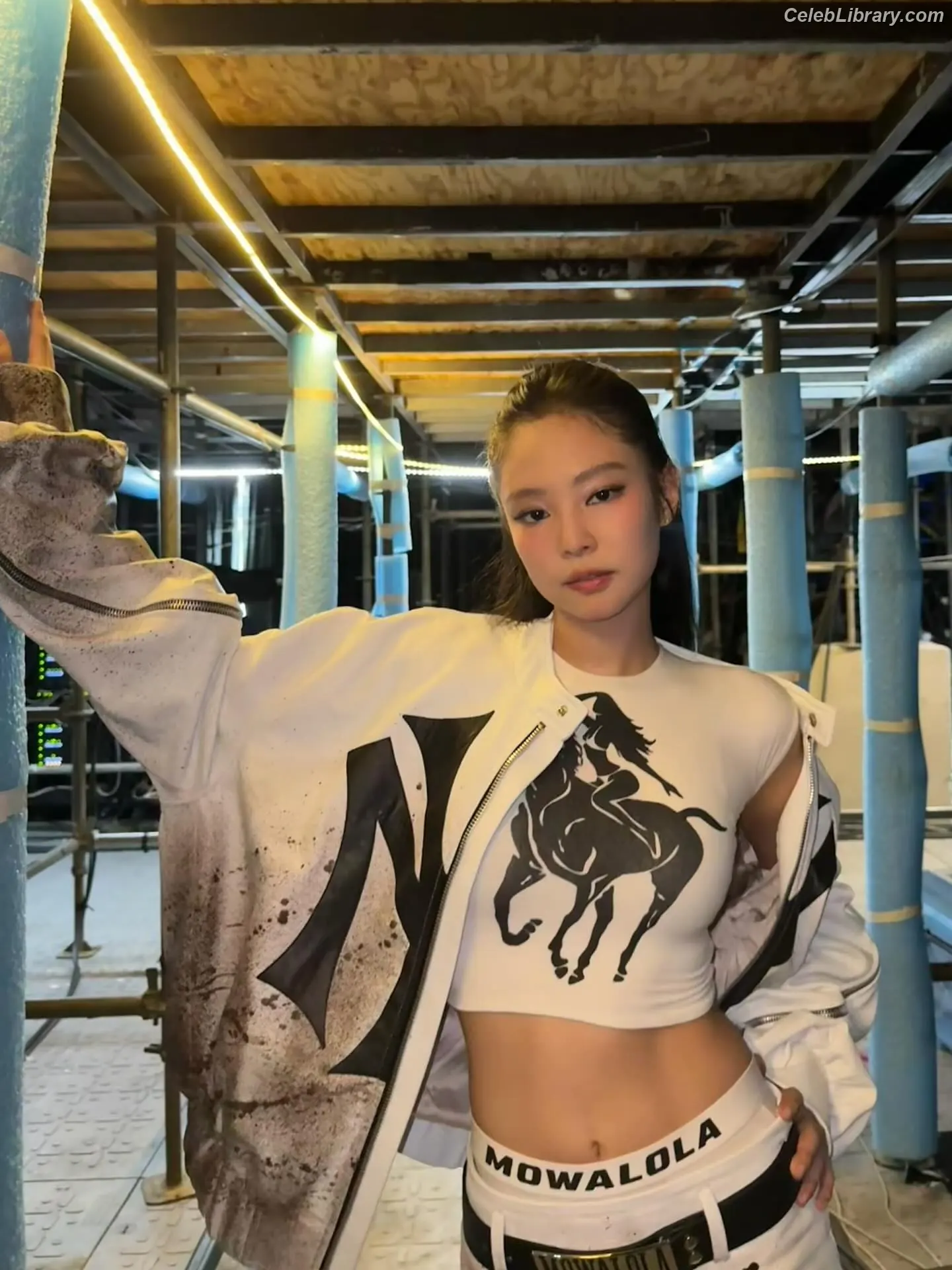 Jennie  BLΛƆKPIИK (Blackpink) photo 1 of 3641