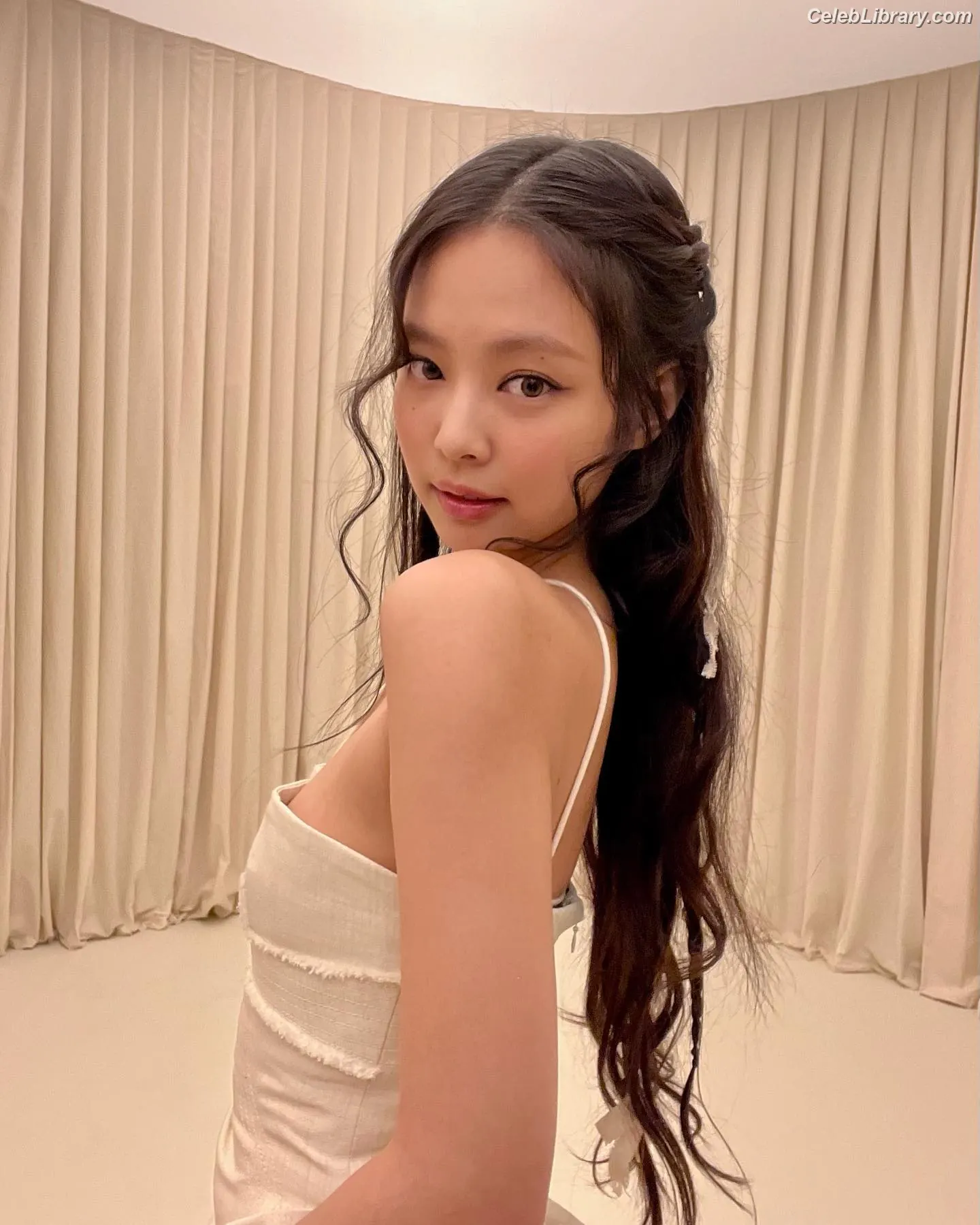 Jennie BLΛƆKPIИK (Blackpink) photo 4 of 3641