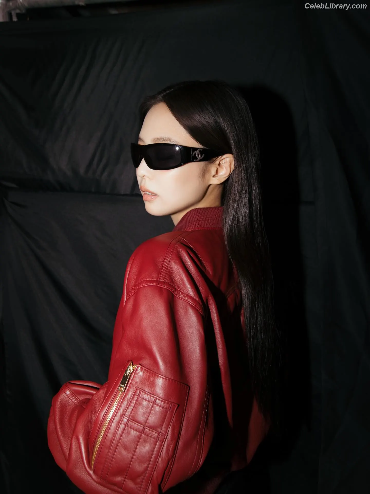 Jennie  BLΛƆKPIИK (Blackpink) photo 2 of 3641