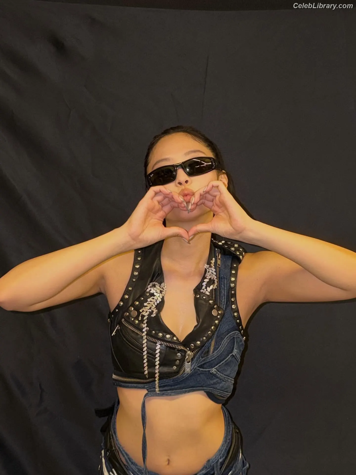 Jennie  BLΛƆKPIИK (Blackpink) photo 6 of 3641