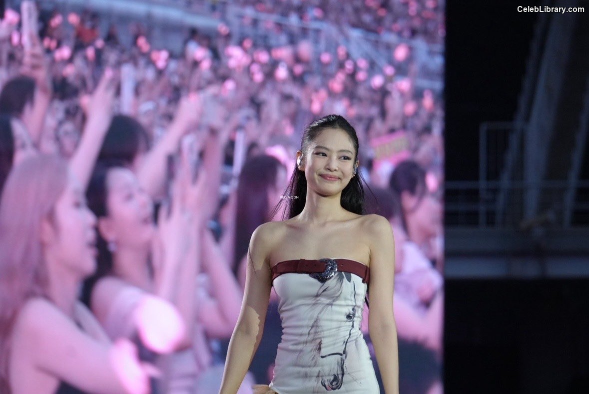 Jennie  BLΛƆKPIИK (Blackpink) photo 23 of 3632