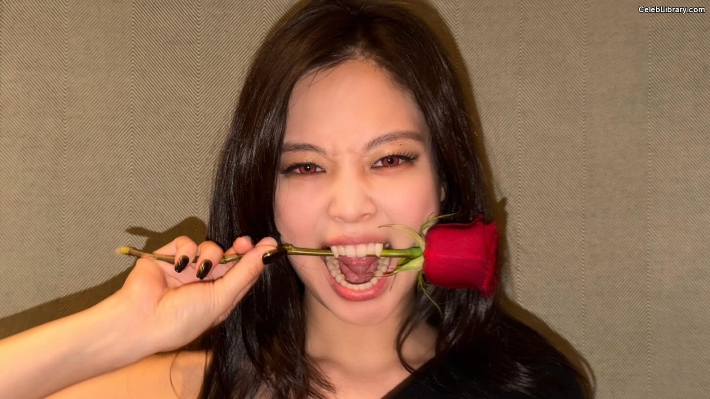 Jennie  BLΛƆKPIИK (Blackpink) photo 8 of 3632