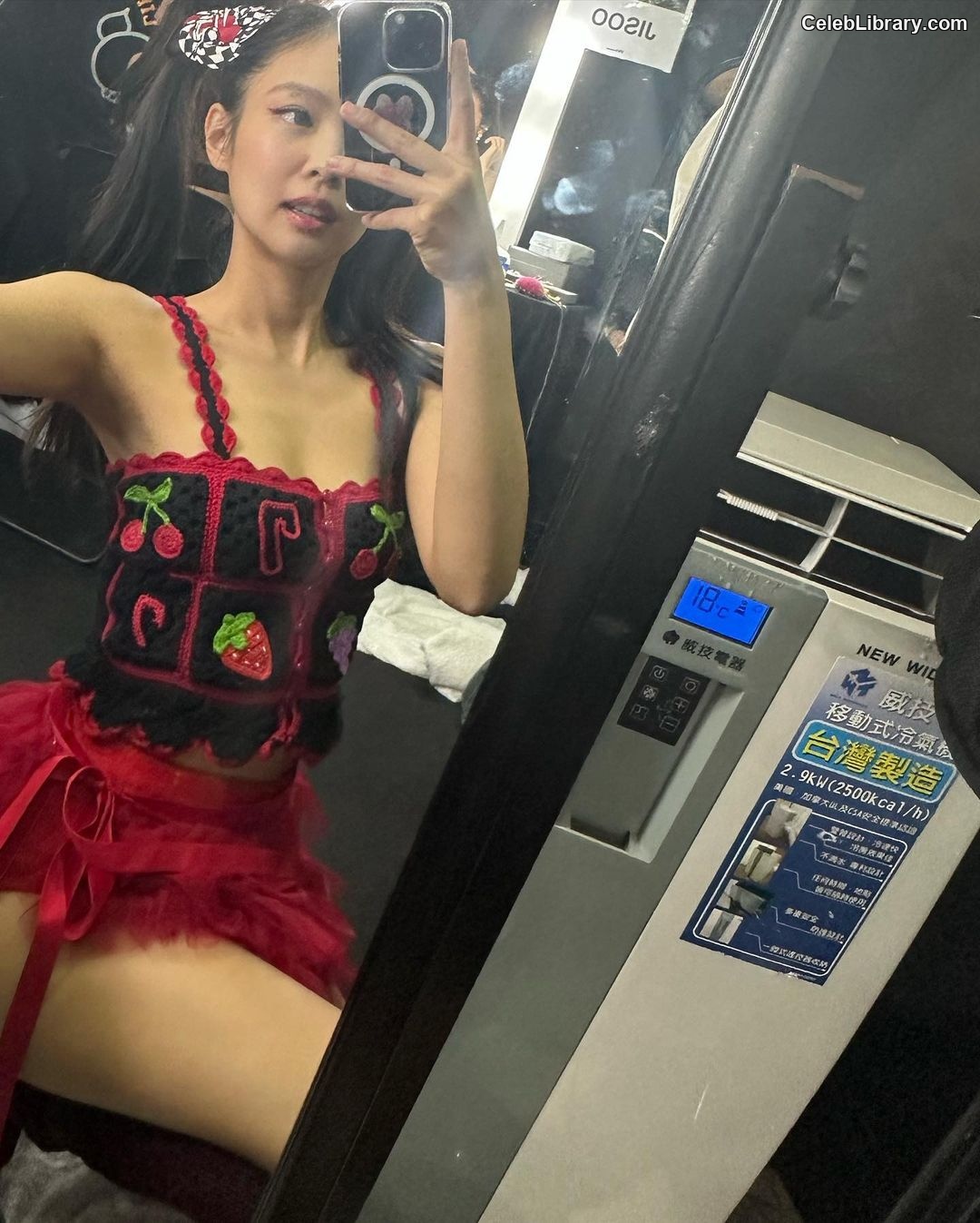 Jennie  BLΛƆKPIИK (Blackpink) photo 10 of 3632