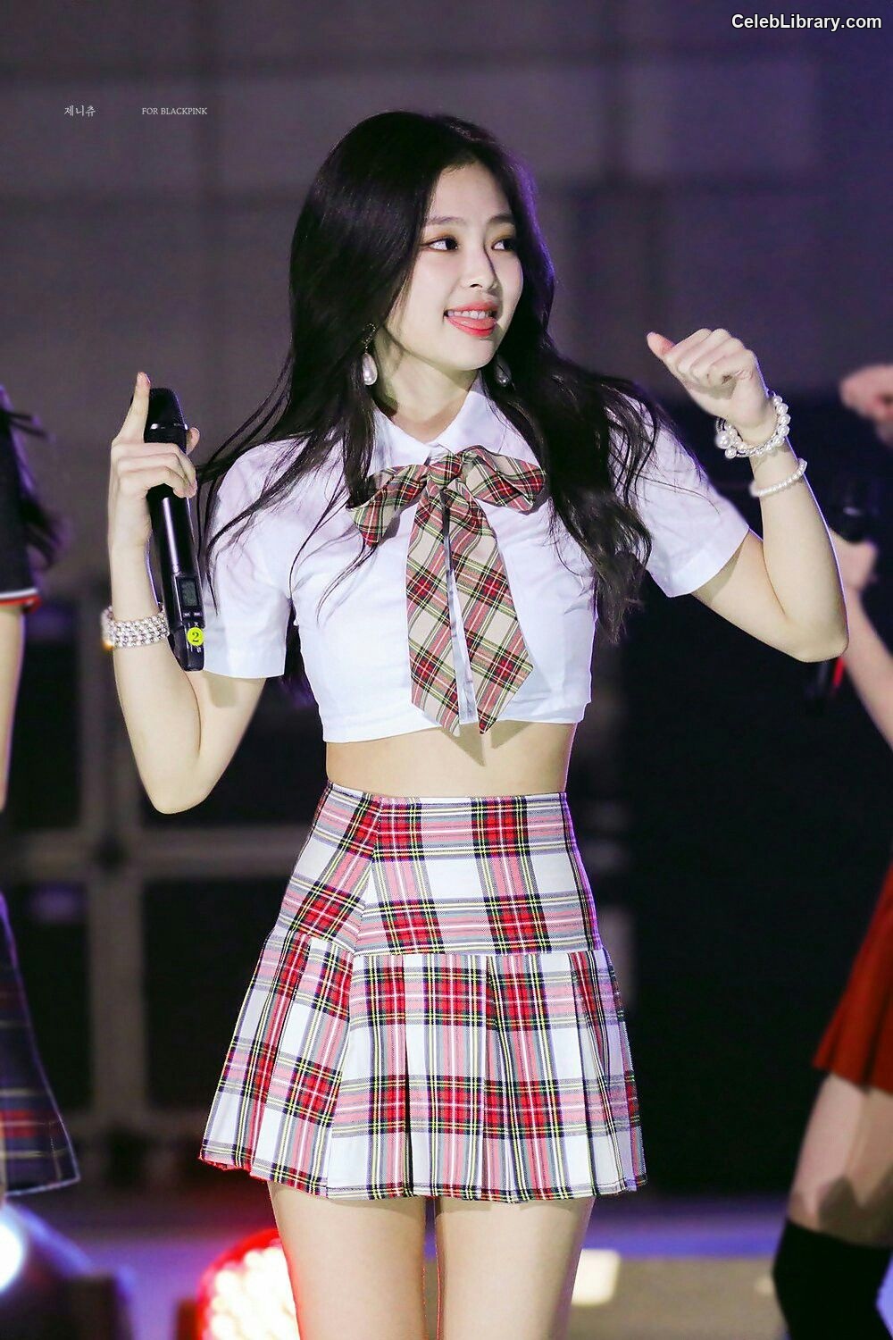 Jennie  BLΛƆKPIИK (Blackpink) photo 4 of 3632