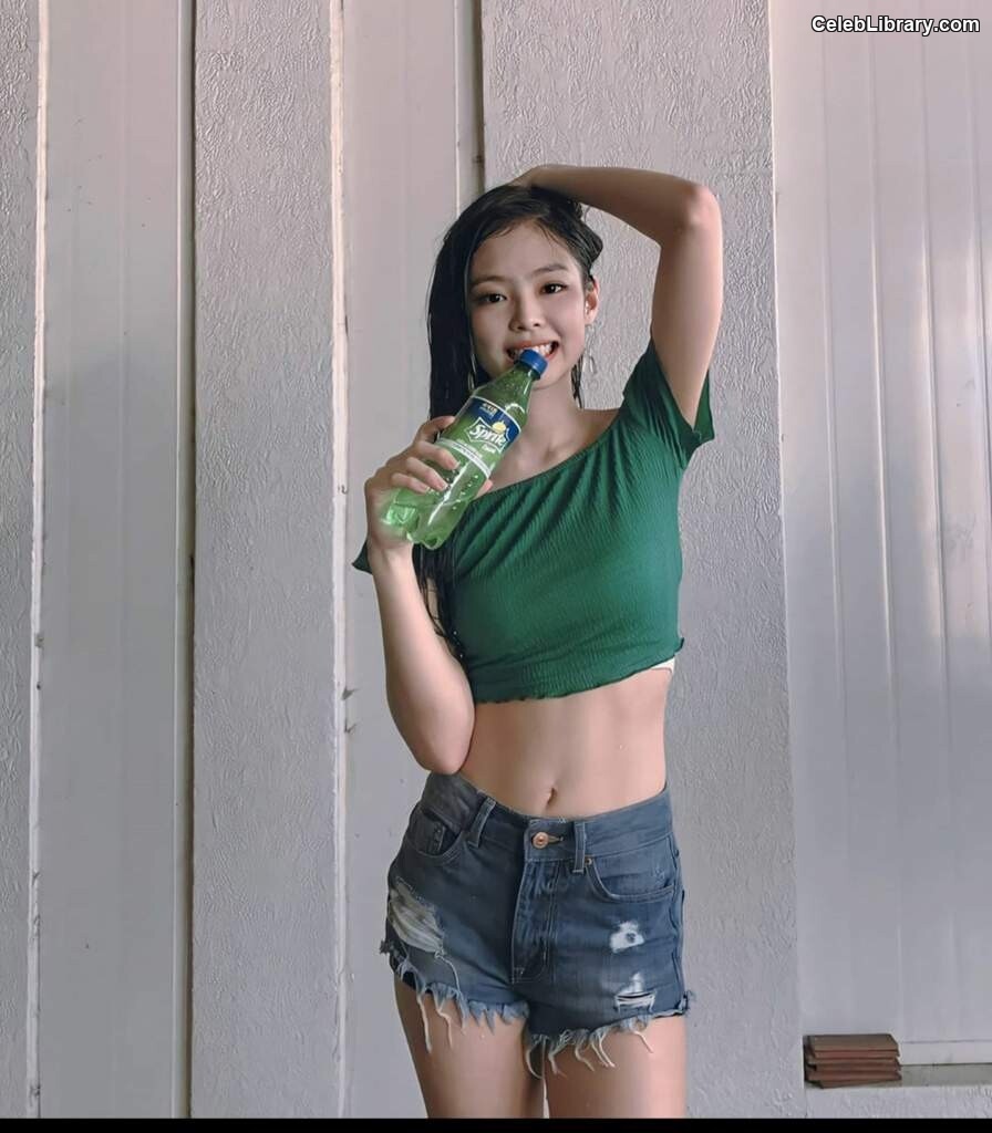 Jennie  BLΛƆKPIИK (Blackpink) photo 22 of 3632