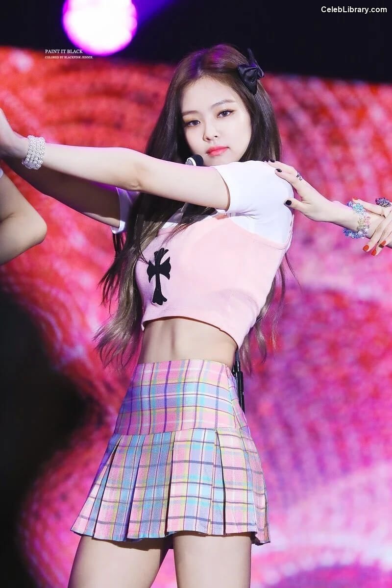 Jennie  BLΛƆKPIИK (Blackpink) photo 2 of 3632