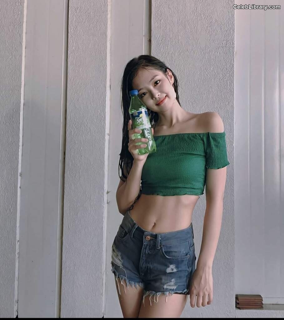 Jennie  BLΛƆKPIИK (Blackpink) photo 4 of 3632