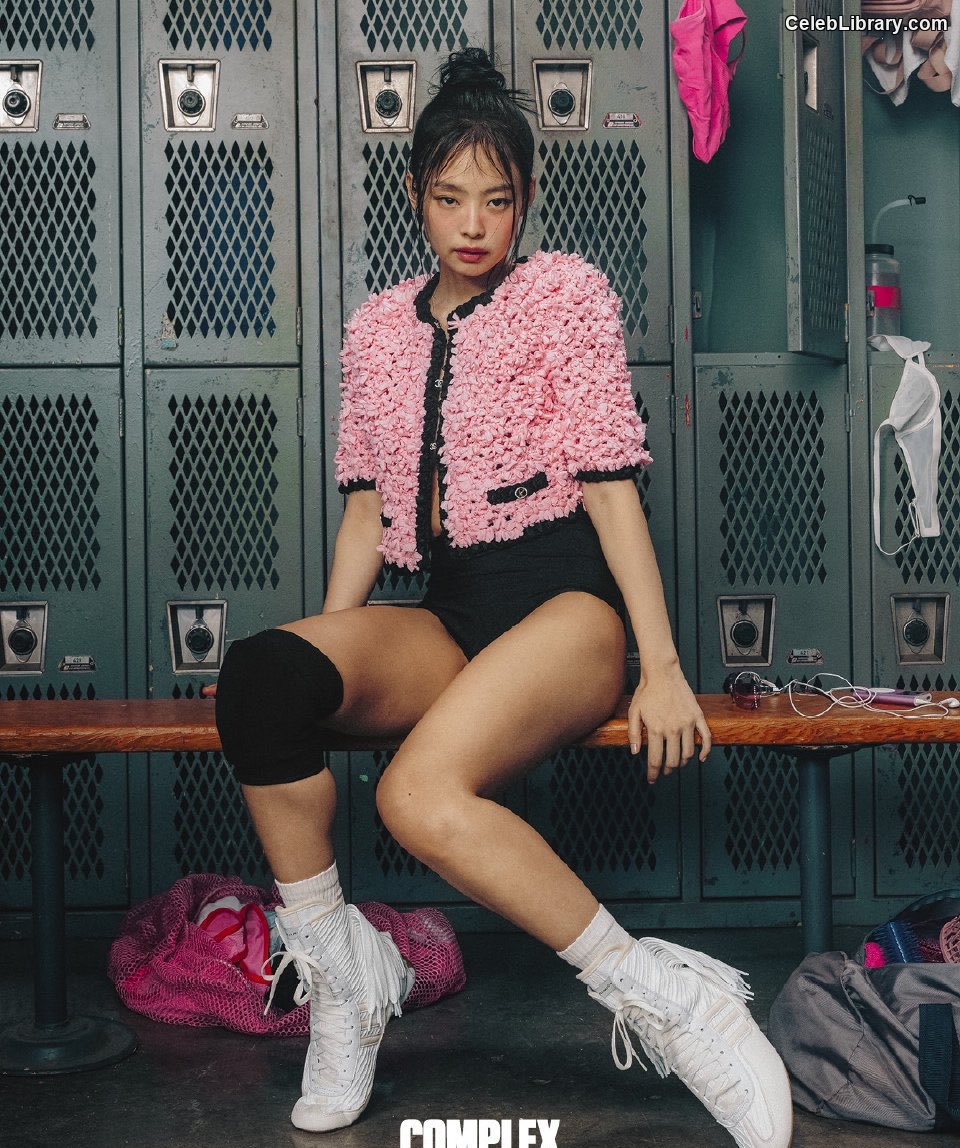 Jennie  BLΛƆKPIИK (Blackpink) photo 20 of 3632