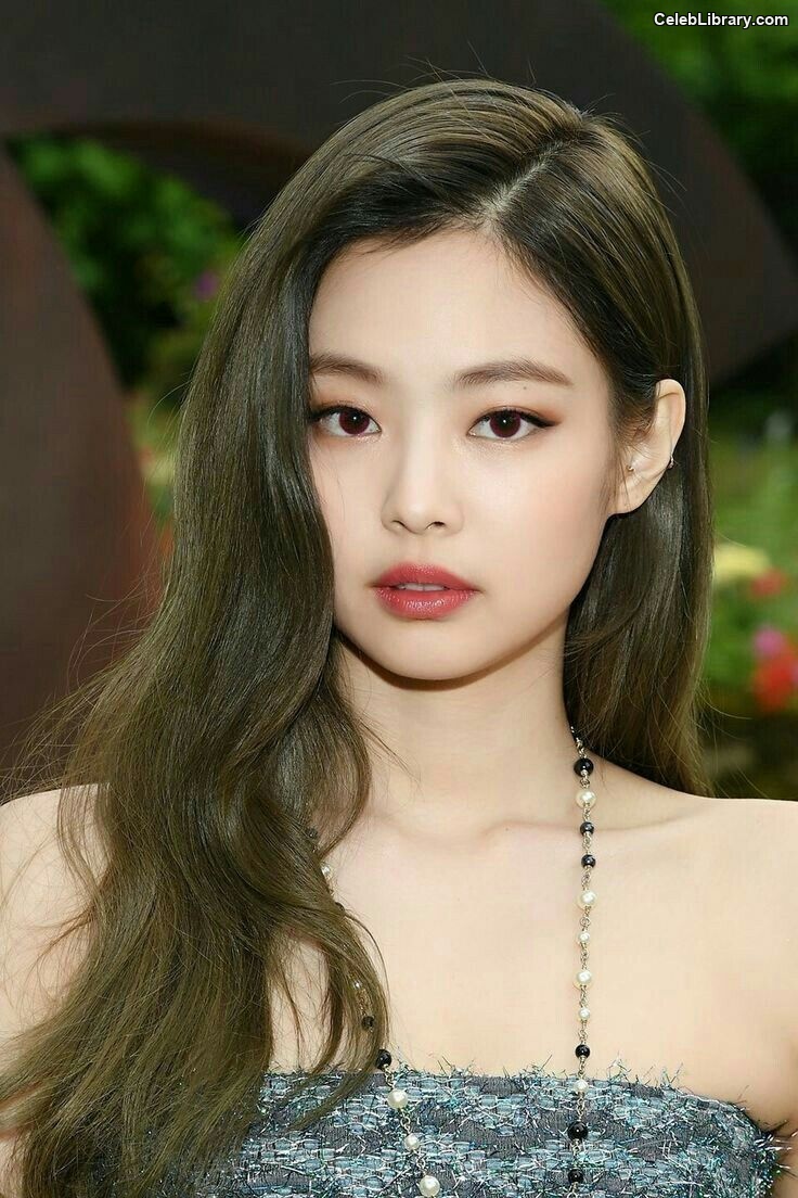 Jennie  BLΛƆKPIИK (Blackpink) photo 2 of 3632