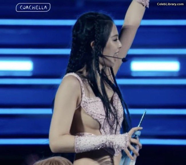 Jennie  BLΛƆKPIИK (Blackpink) photo 10 of 3632