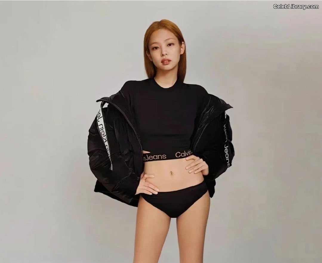 Jennie  BLΛƆKPIИK (Blackpink) photo 3 of 3632