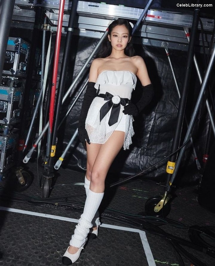 Jennie  BLΛƆKPIИK (Blackpink) photo 7 of 3632