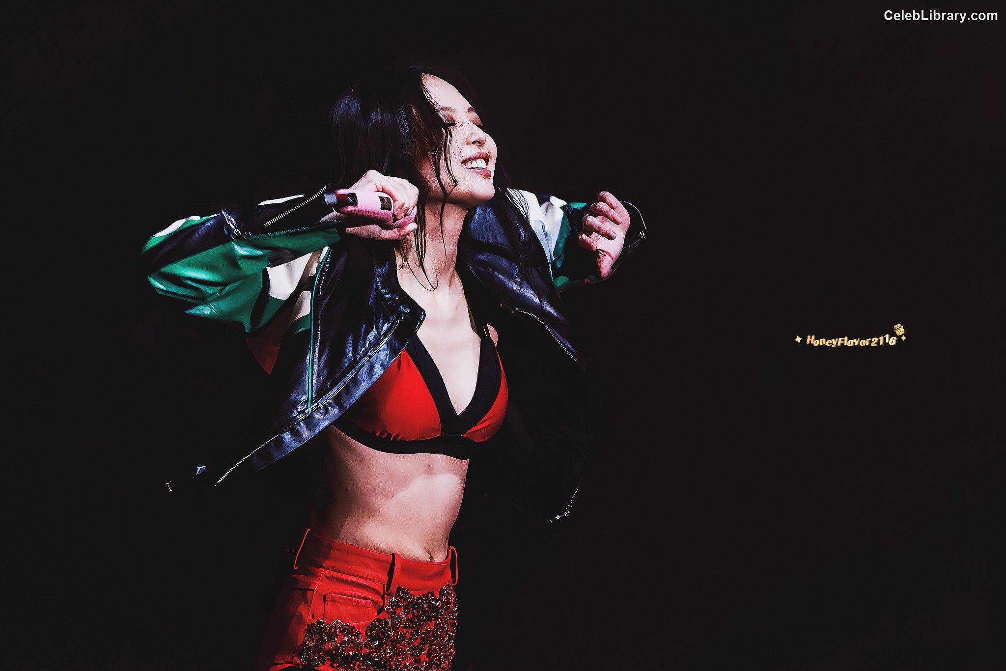 Jennie  BLΛƆKPIИK (Blackpink) photo 4 of 3632