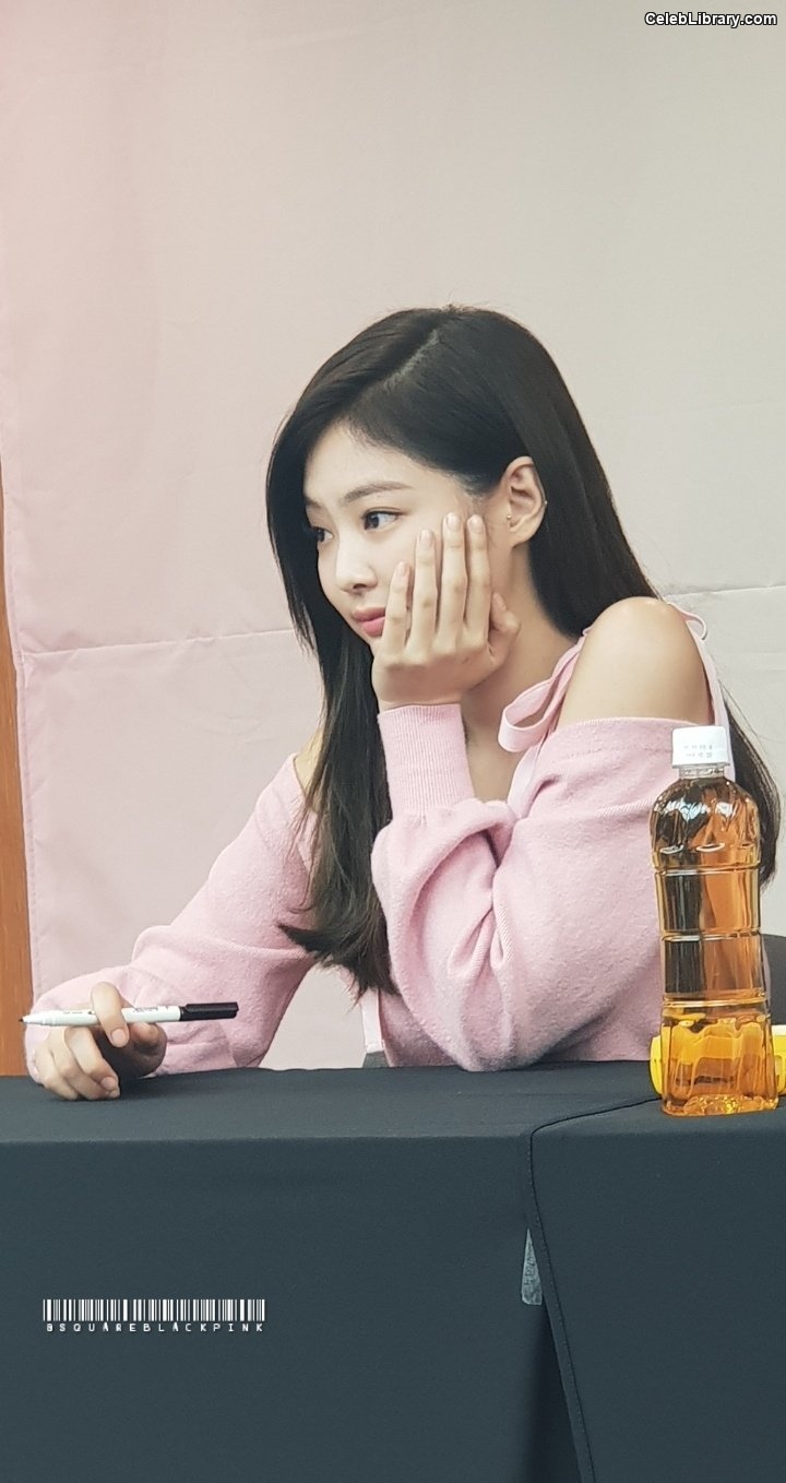 Jennie  BLΛƆKPIИK (Blackpink) photo 22 of 3632