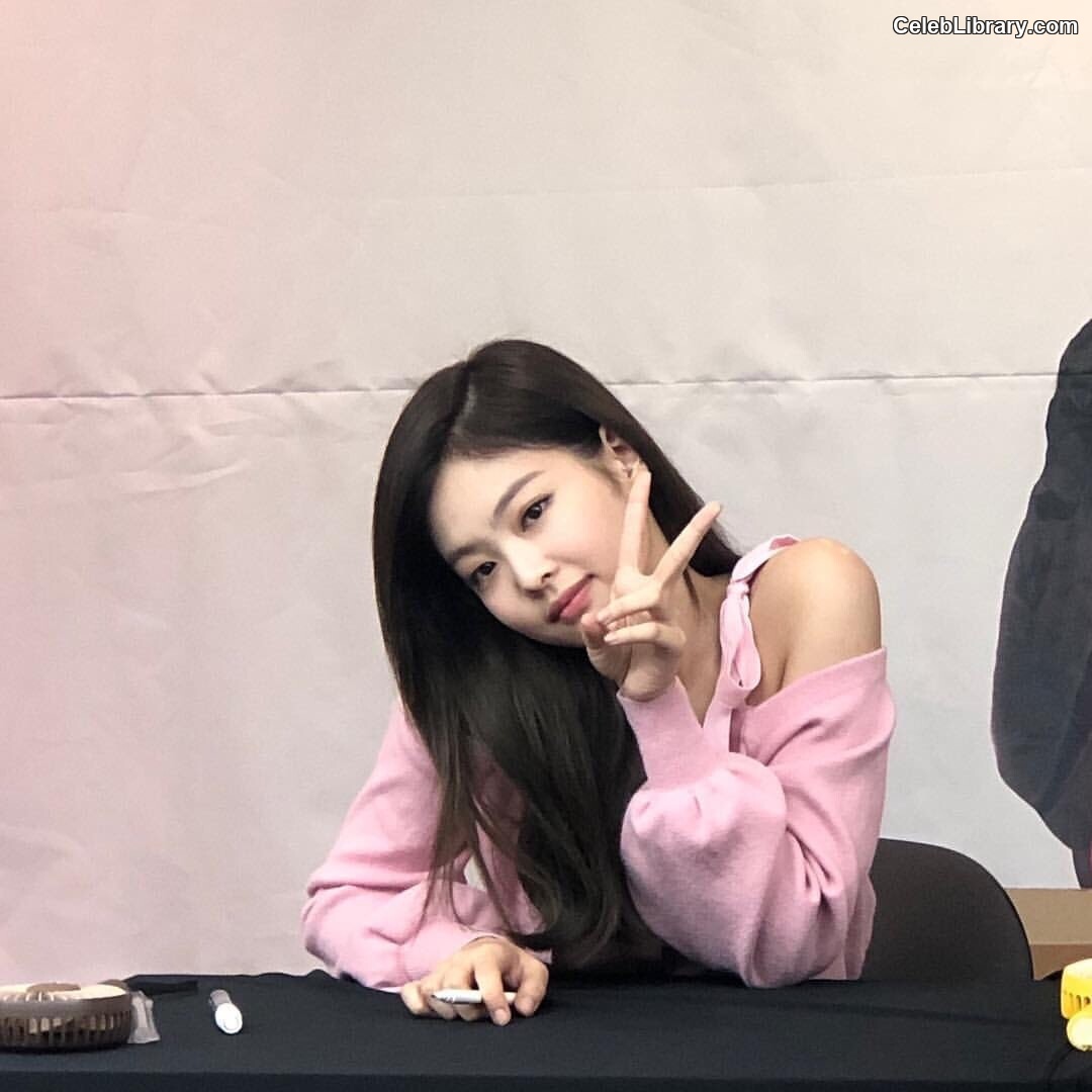 Jennie  BLΛƆKPIИK (Blackpink) photo 23 of 3632