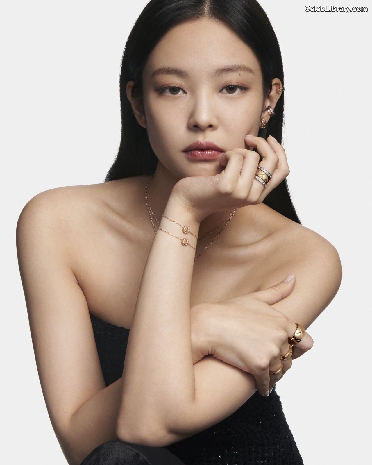 Jennie  BLΛƆKPIИK (Blackpink) photo 5 of 3632